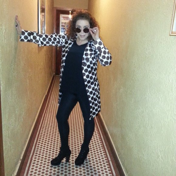 Meet your Posher, Rosie - Picture 1 of 1